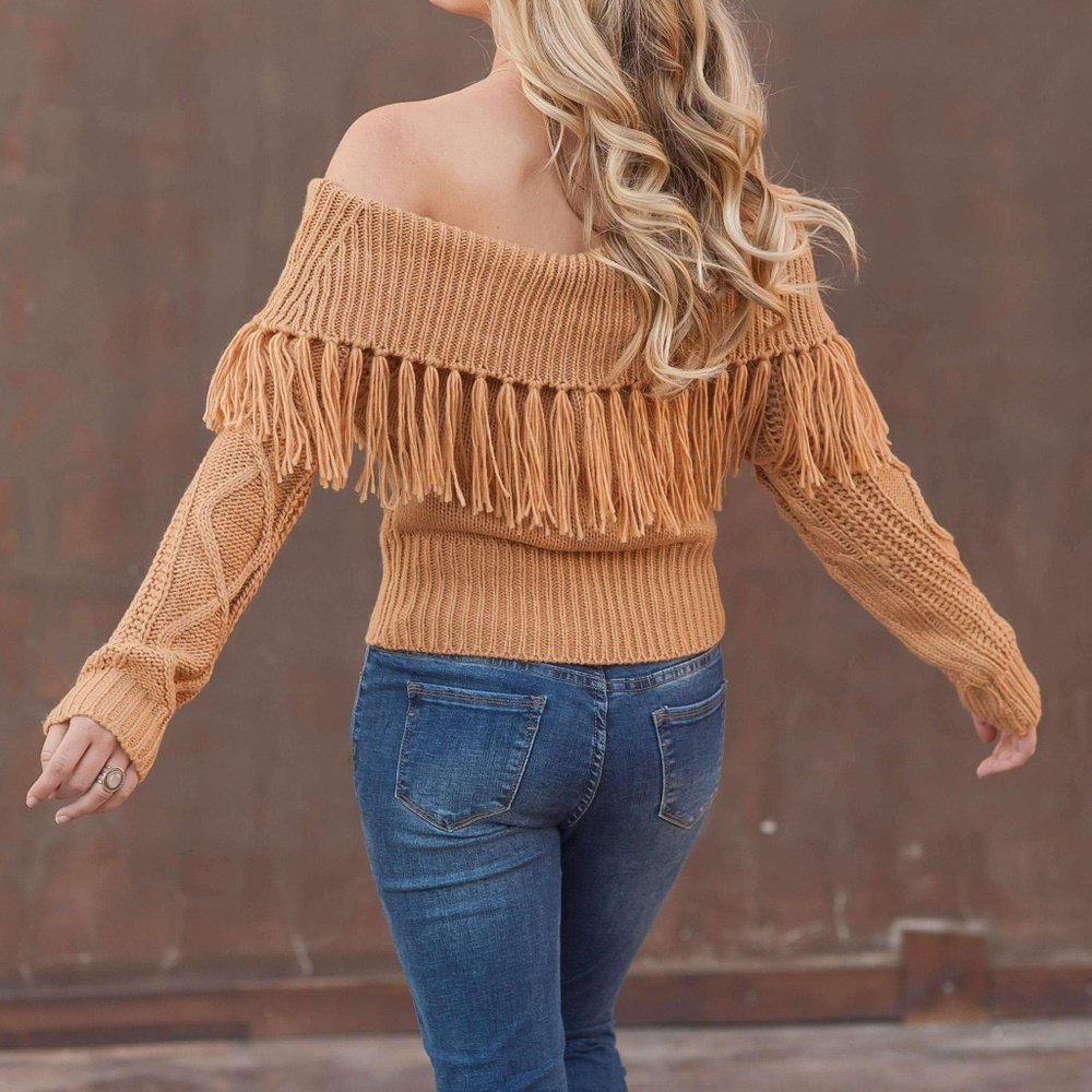 Last One!!! SWEATER OFF SHOULDER - Picture 2 of 3